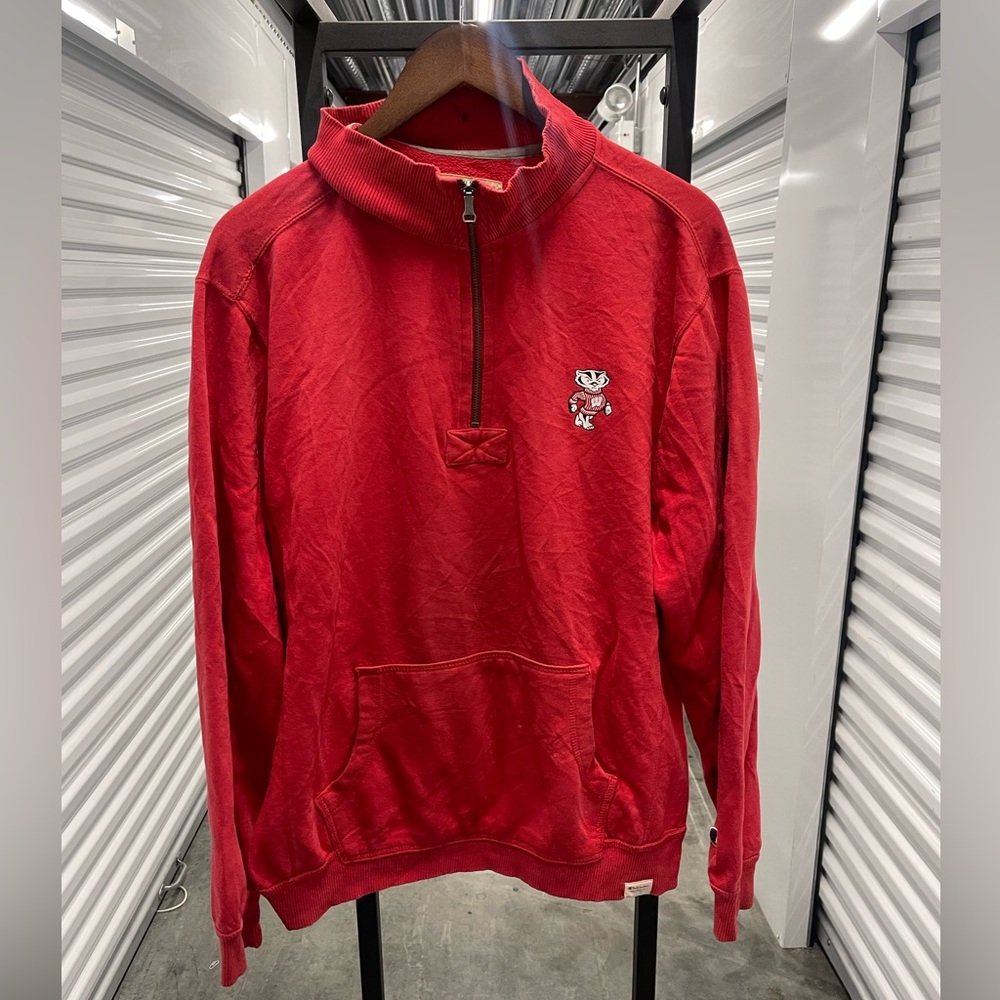 Vintage Champion Wisconsin Badgers Zip up sweater…large..25x28